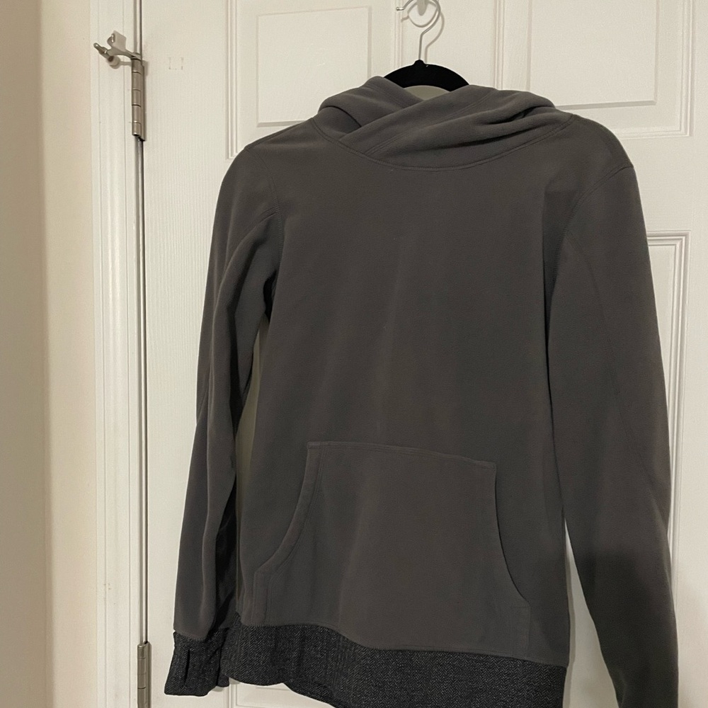 Lululemon Athletic Hooded fleece size 6